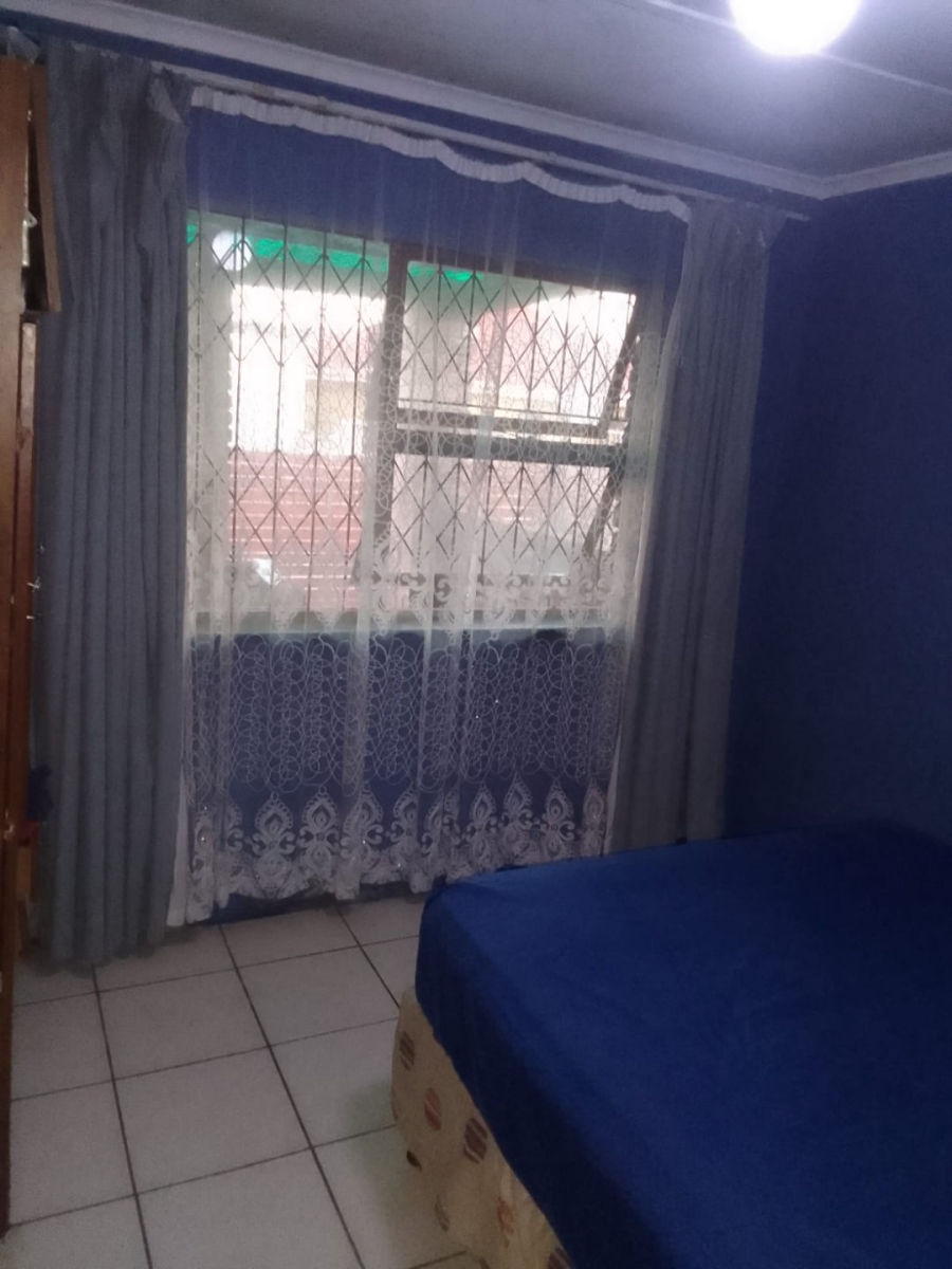2 Bedroom Property for Sale in Kwazakhele Eastern Cape